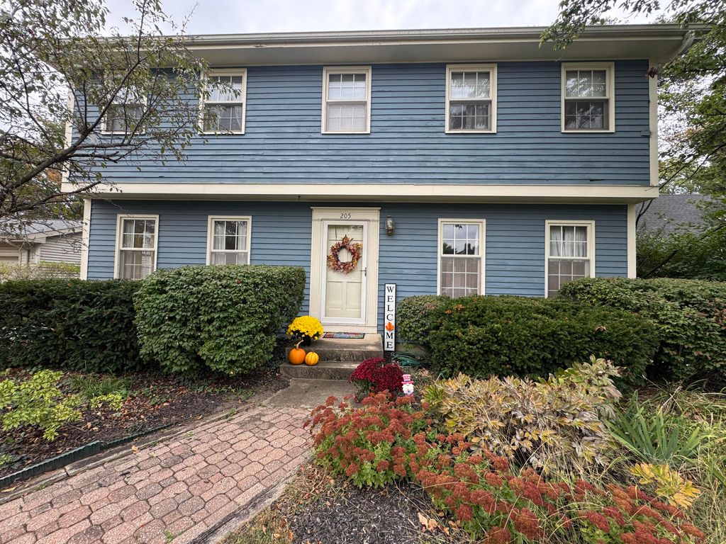 Photo of 205 Euclid Avenue, Michigan City, IN 46360 (MLS # 829541)