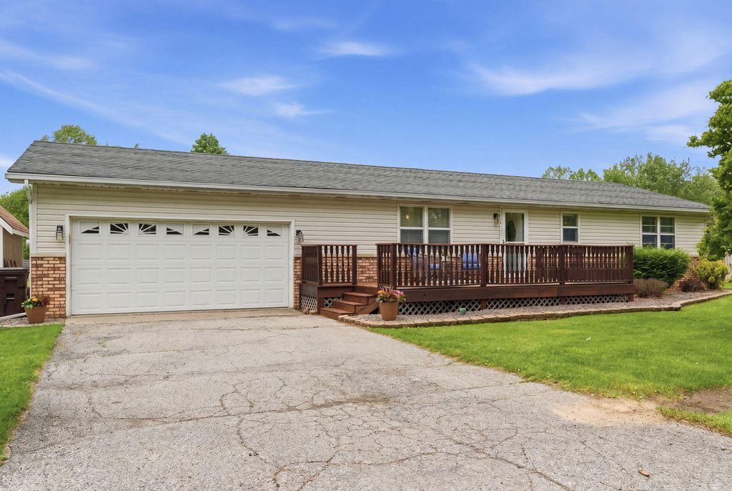 Photo of 395 W State Road 8, Hebron, IN 46341 (MLS # 839275)
