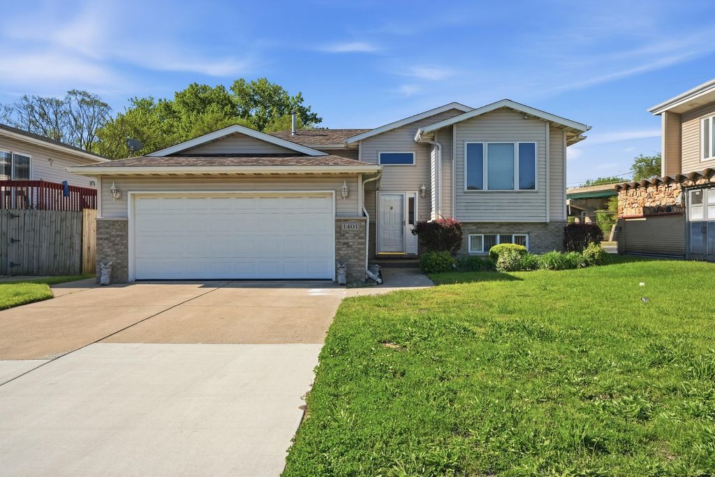 Photo of 1401 Kosciusko Boulevard, East Chicago, IN 46312 (MLS # 839942)