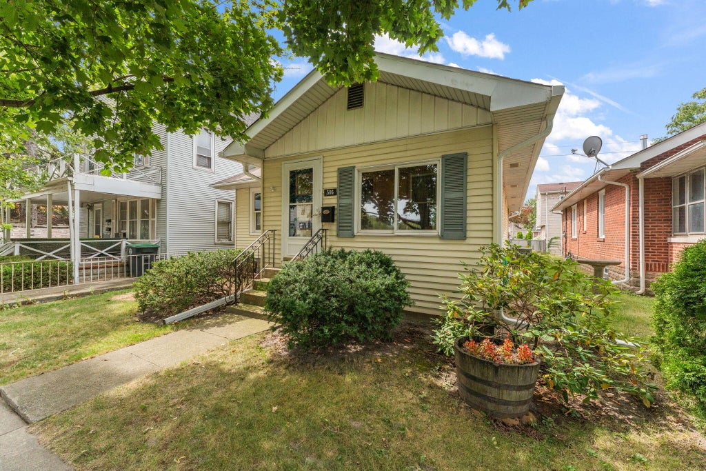 Photo of 506 Main Street, Hobart, IN 46342 (MLS # 845239)