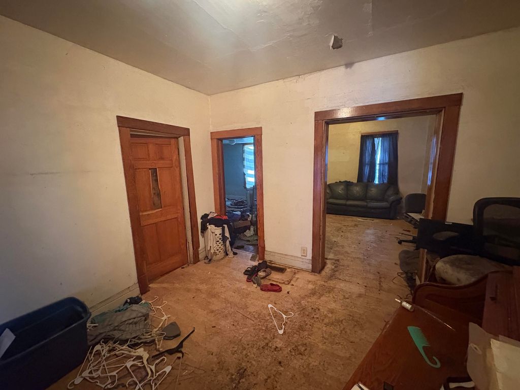 Photo of 241 S Porter Street, Michigan City, IN 46360 (MLS # 833444)