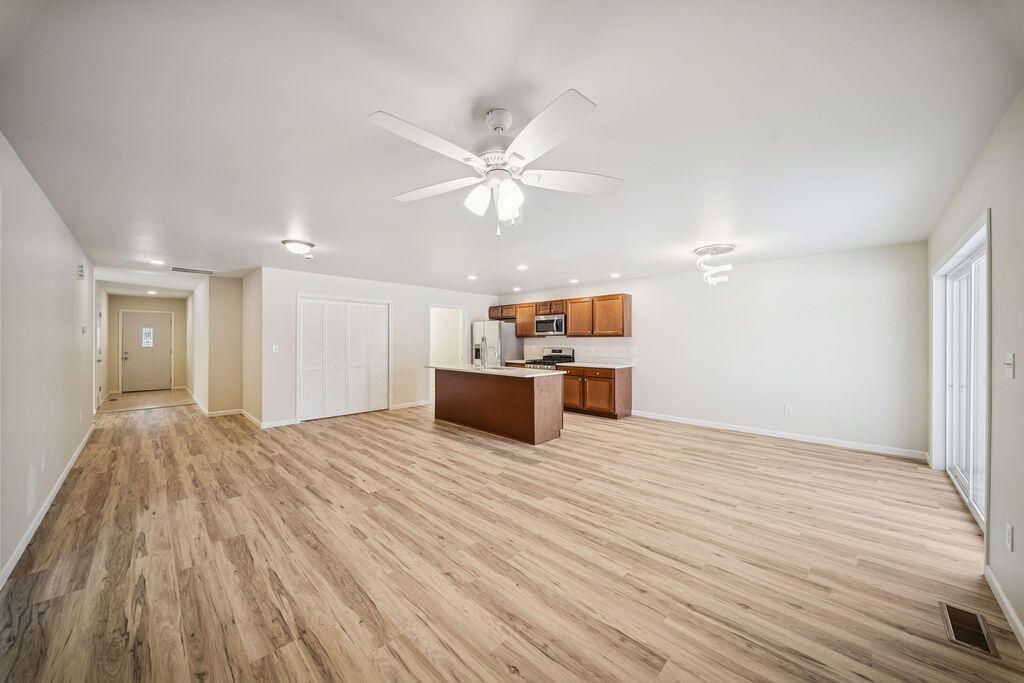 Photo of 1528 Woodland Ave, Michigan City, IN 46360 (MLS # 833866)