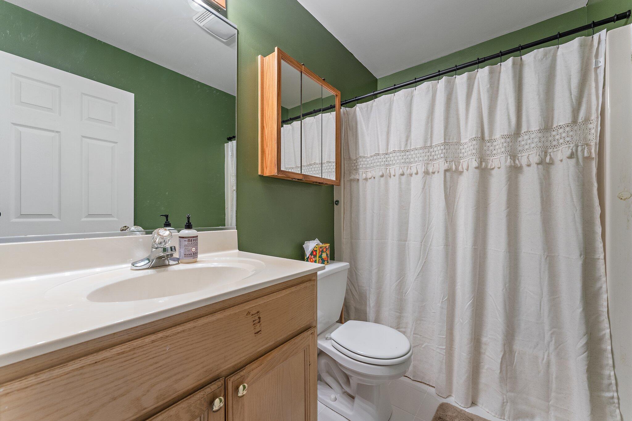 Dyer, Indiana 46311, United States, 2 Bedrooms Bedrooms, ,2 BathroomsBathrooms,Residential,Active,166676