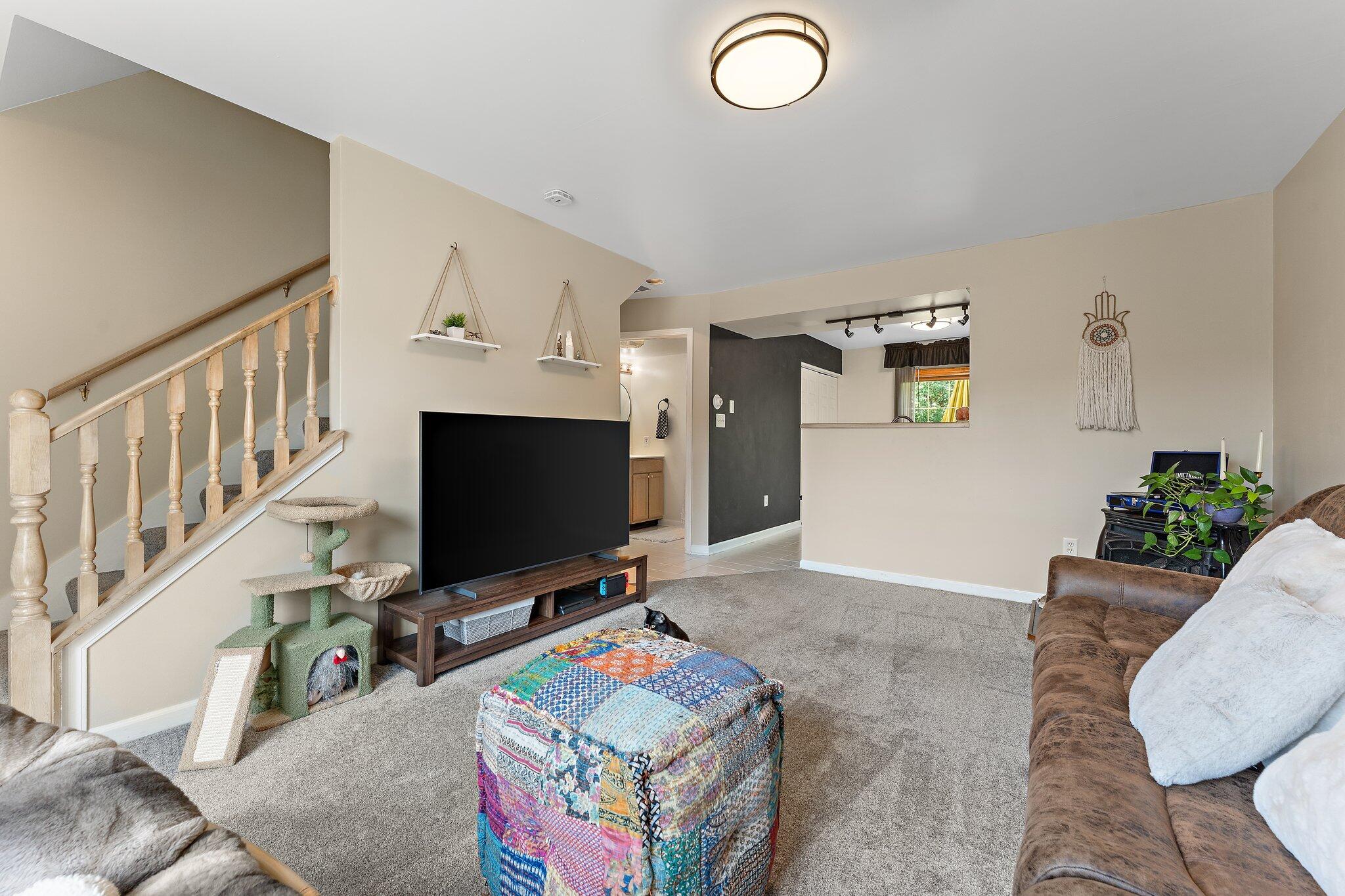 Dyer, Indiana 46311, United States, 2 Bedrooms Bedrooms, ,2 BathroomsBathrooms,Residential,Active,166676