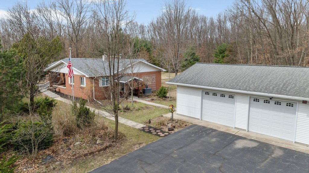 Photo of 7200 E 150 N, Knox, IN 46534 (MLS # 836050)