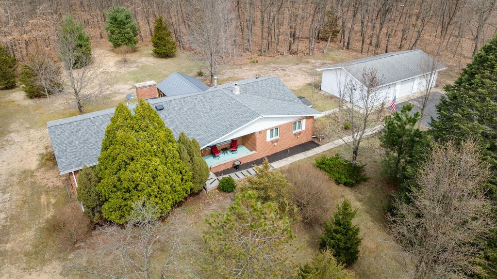 Photo of 7200 E 150 N, Knox, IN 46534 (MLS # 836050)