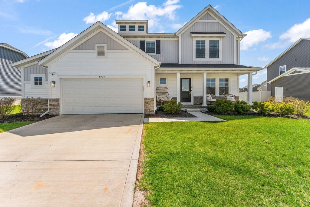 Photo of 9927 Tradewind Place, Cedar Lake, IN 46303 (MLS # 837501)