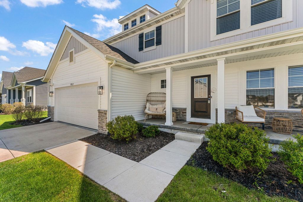 Photo of 9927 Tradewind Place, Cedar Lake, IN 46303 (MLS # 837501)