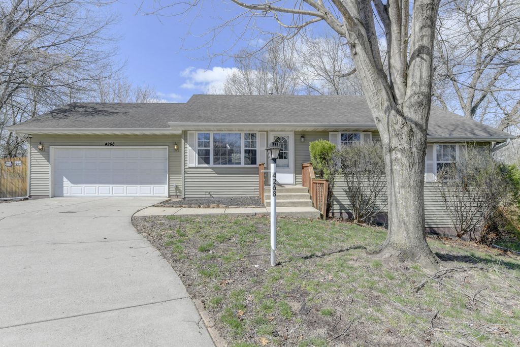 Photo of 4268 Deer Run Ct, Lake Station, IN 46405 (MLS # 836656)