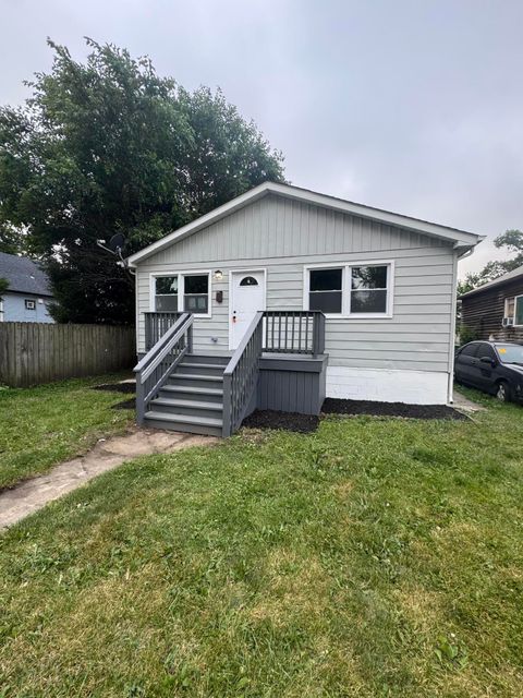 2714 Floyd Street Lake Station IN 46405