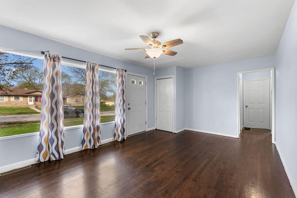 Gary, Indiana 46409, United States, 3 Bedrooms Bedrooms, ,1 BathroomBathrooms,Residential,Active,120008