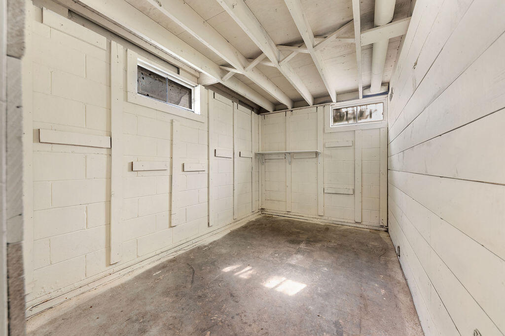 Gary, Indiana 46409, United States, 3 Bedrooms Bedrooms, ,1 BathroomBathrooms,Residential,Active,120008