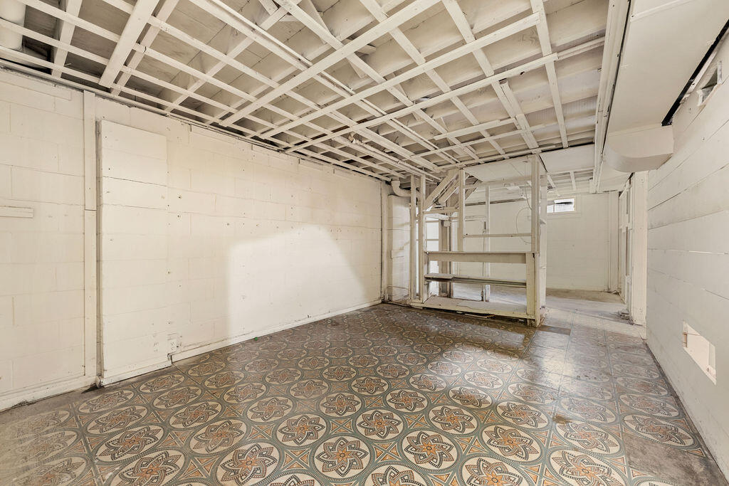 Gary, Indiana 46409, United States, 3 Bedrooms Bedrooms, ,1 BathroomBathrooms,Residential,Active,120008