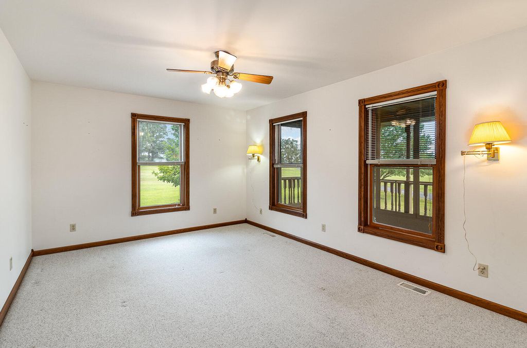 Photo of 17020 Holtz Road, Lowell, IN 46356 (MLS # 834768)