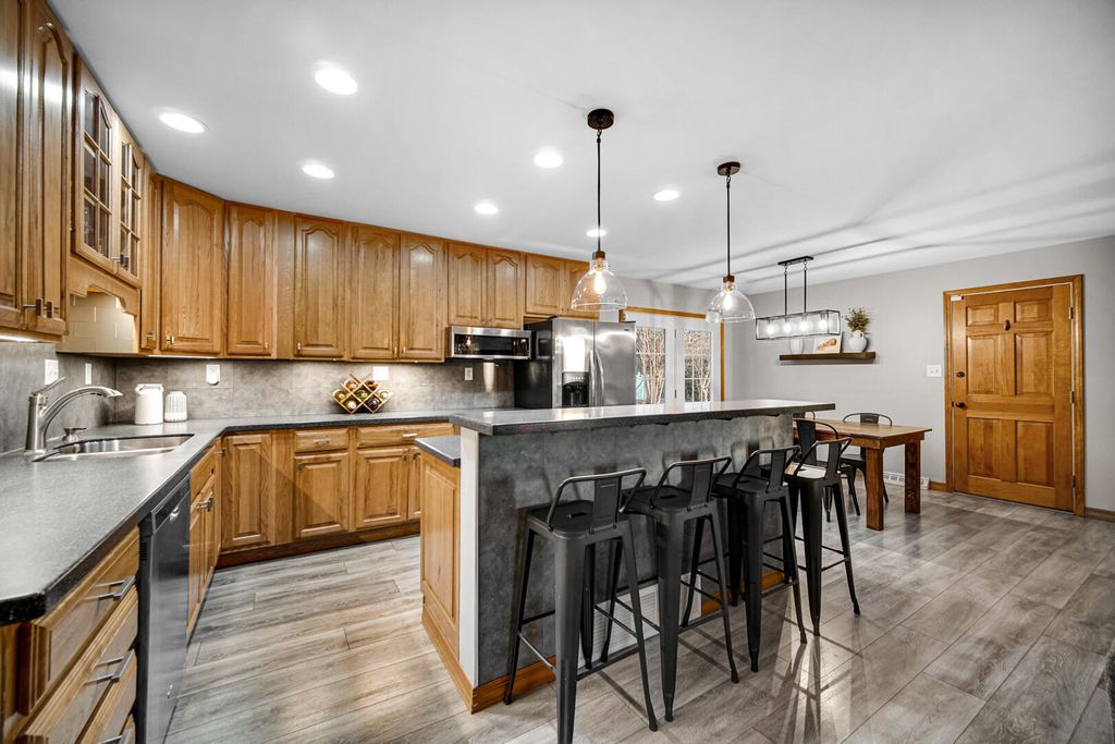 Photo of 241 Brandt Place, Hobart, IN 46342 (MLS # 834849)