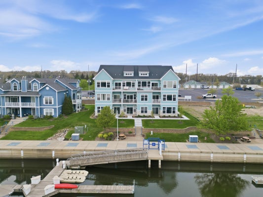 6019 S DUNE HARBOR DR # H, PORTAGE, IN 46368 - Image 504e4fdc8d10eab687f601491d5958d5/395572107