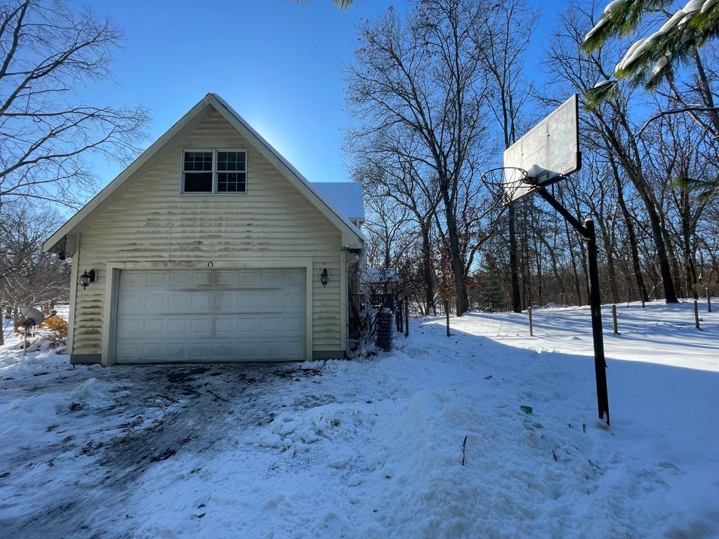 Photo of 9710 Rustic Drive, DeMotte, IN 46310 (MLS # 831603)