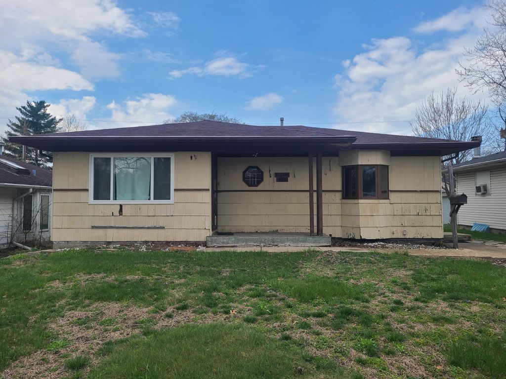 Photo of 306 N Arbogast Street, Griffith, IN 46319 (MLS # 837128)