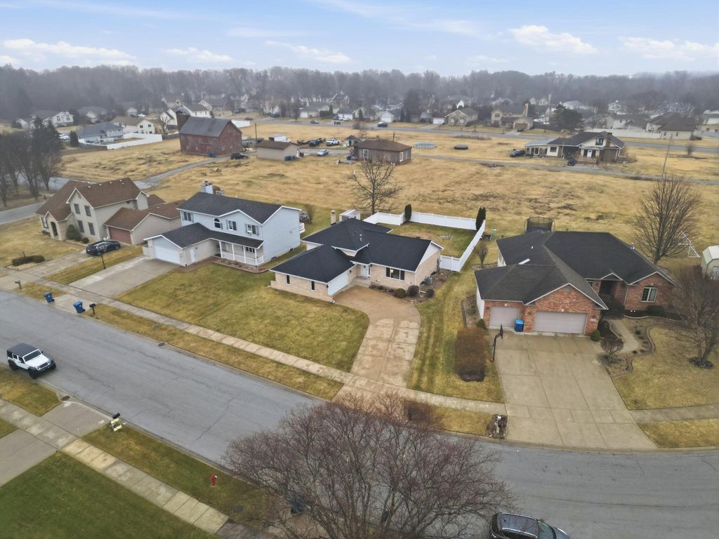 Photo of 7215 Starling Drive, Schererville, IN 46375 (MLS # 835270)
