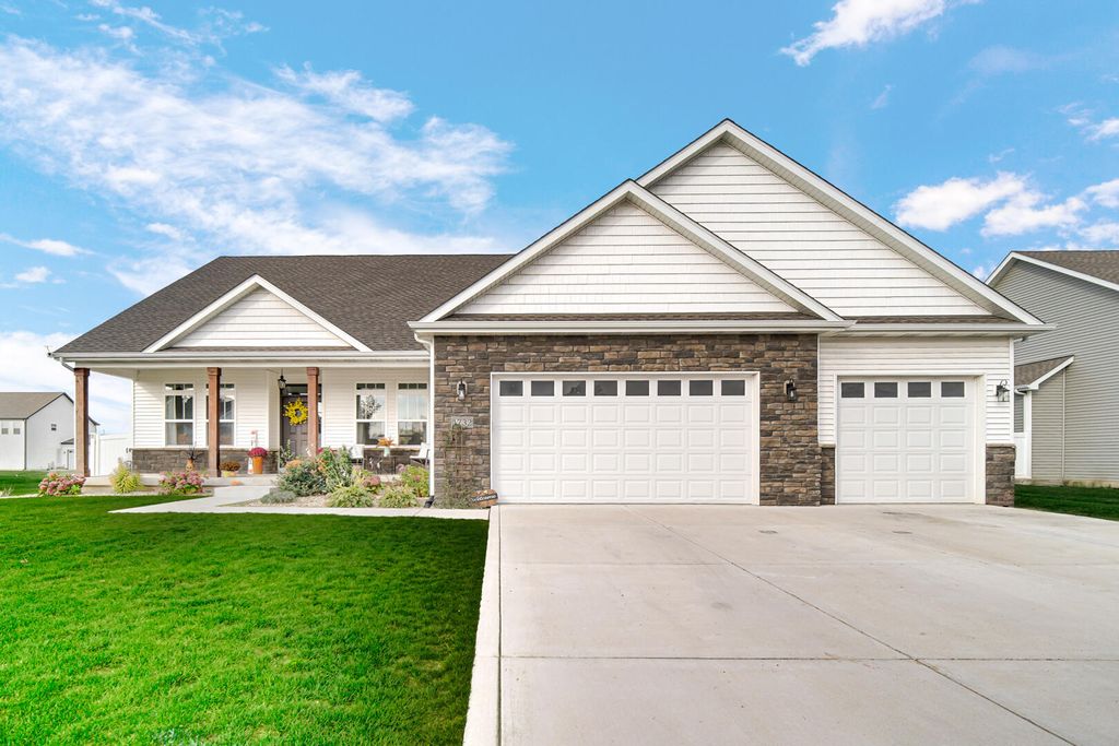 Photo of 1732 Stellar Street, Hobart, IN 46342 (MLS # 829344)