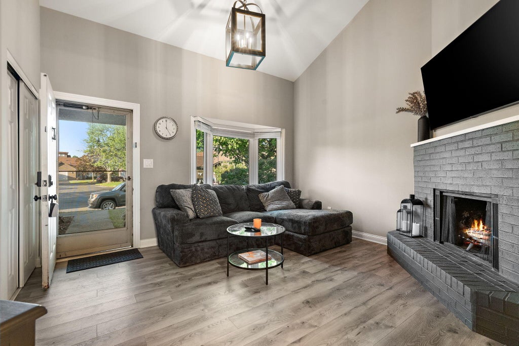 Photo of 1890 Azalea Court, Schererville, IN 46307 (MLS # 846551)