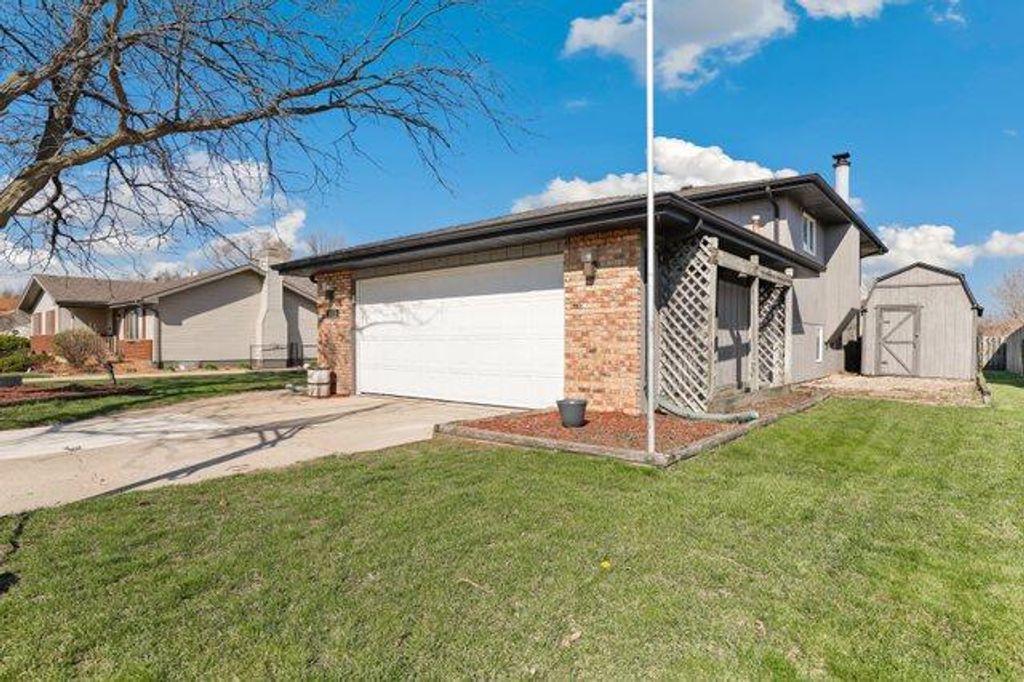 Photo of 115 Cypress Drive, Schererville, IN 46375 (MLS # 836845)