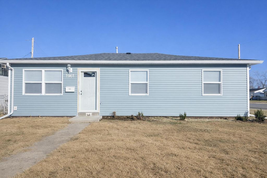 Photo of 1961 Williams Street, Gary, IN 46404 (MLS # 834287)