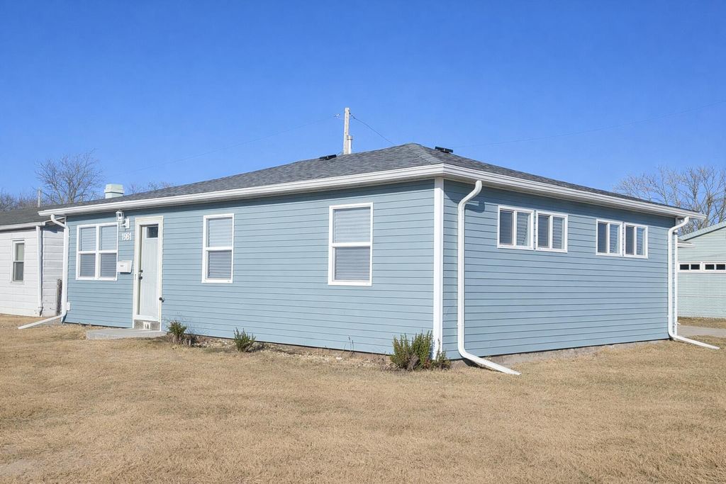 Photo of 1961 Williams Street, Gary, IN 46404 (MLS # 834287)