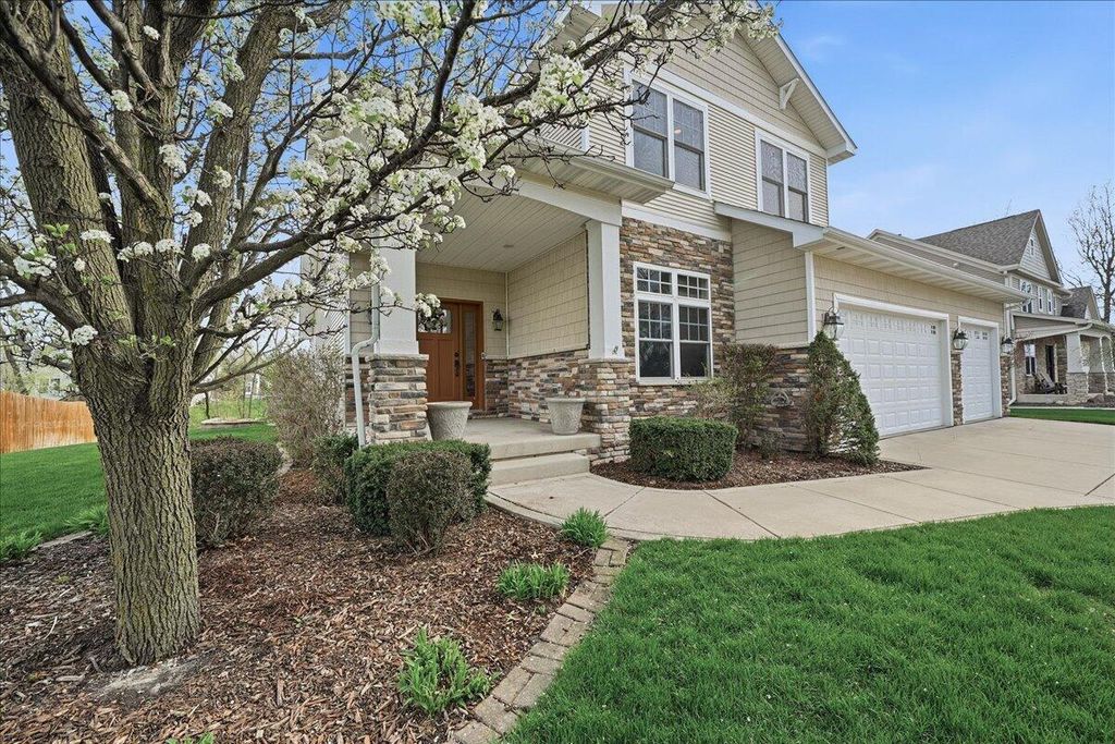 Photo of 1153 Vale Park Road, Valparaiso, IN 46385 (MLS # 837124)