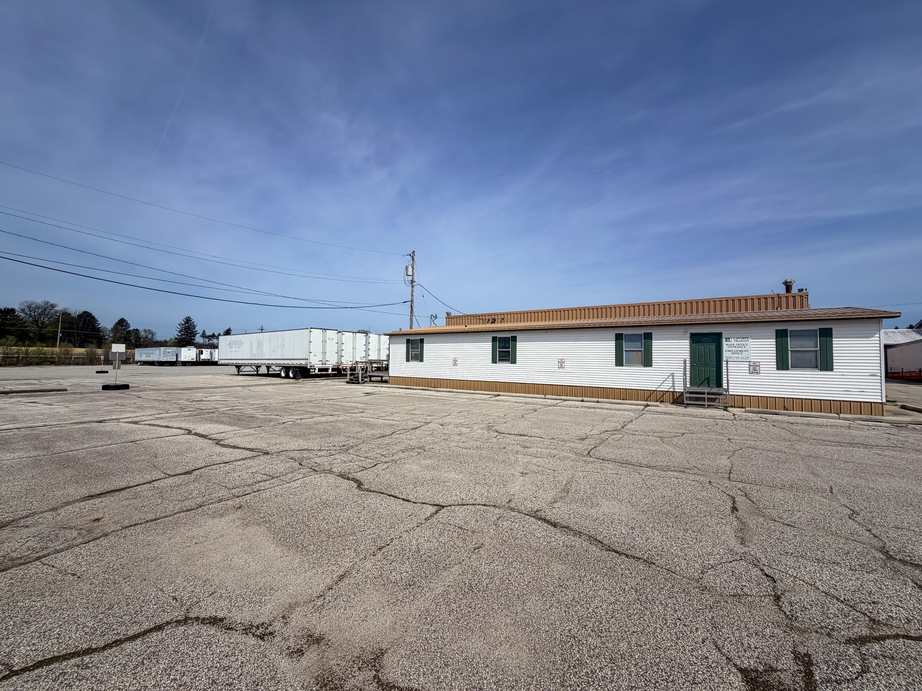 1157 E 150 N