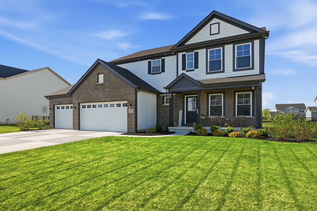 Photo of 13062 111th Avenue, Dyer, IN 46311 (MLS # 838940)