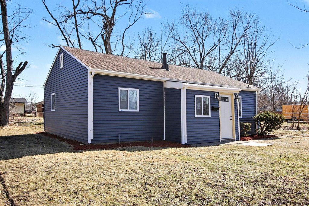 Photo of 5043 Carolina Street, Gary, IN 46409 (MLS # 834672)