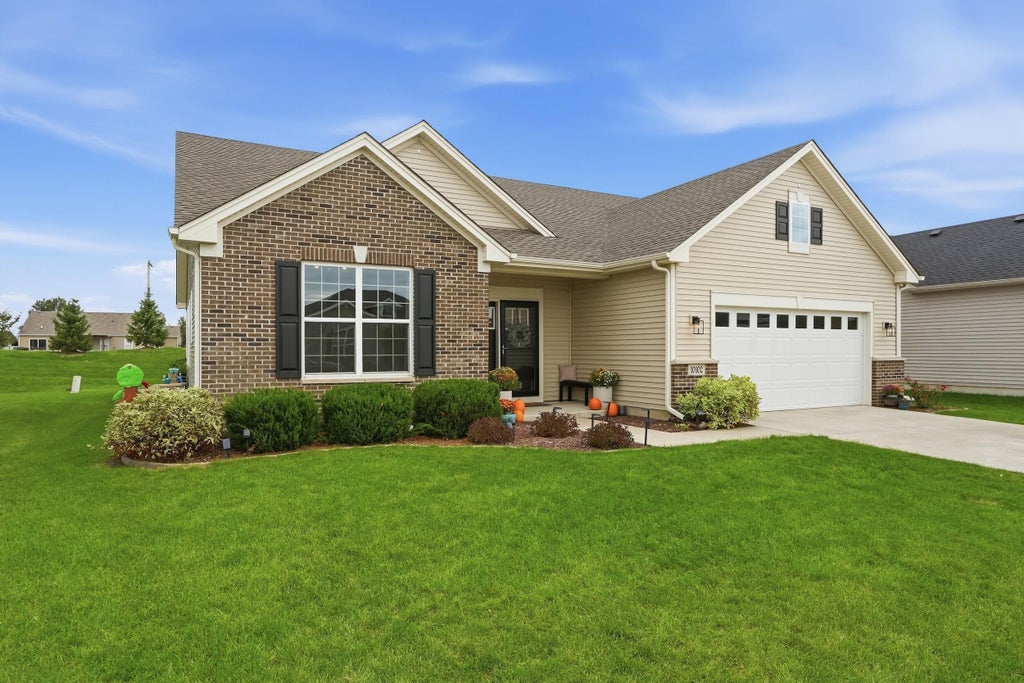 Photo of 10102 W 141st Lane, Cedar Lake, IN 46303 (MLS # 845988)