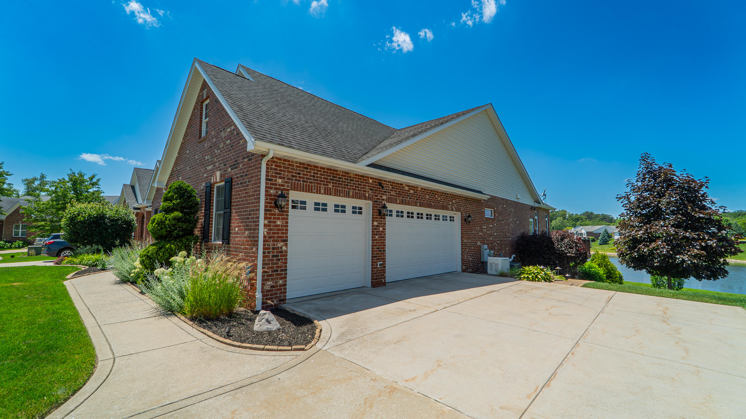 917 Aaron Court