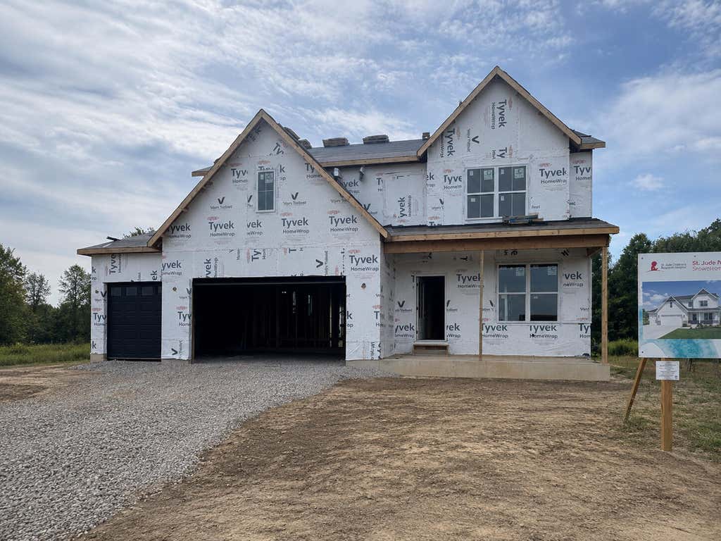 Photo of 1859 Lambrusco Drive, Valparaiso, IN 46385 (MLS # 844241)
