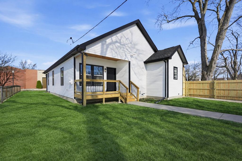 Photo of 5658 Walter Avenue, Hammond, IN 46320 (MLS # 835162)