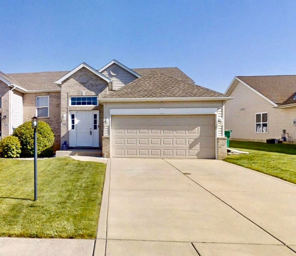 Photo of 3782 W 70th Place, Merrillville, IN 46410 (MLS # 838306)
