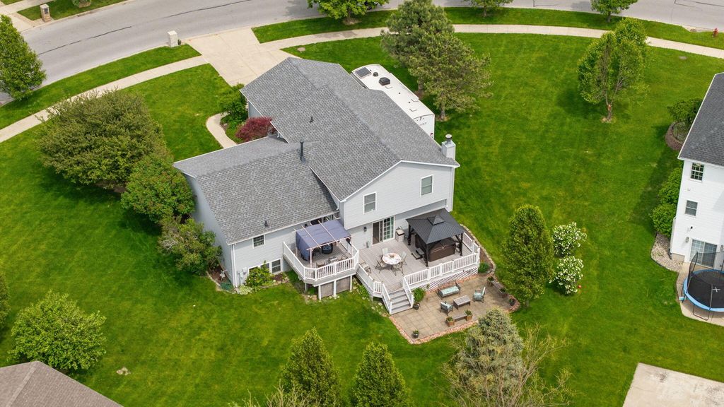 Photo of 8262 Heron Lake Road, Saint John, IN 46373 (MLS # 838856)