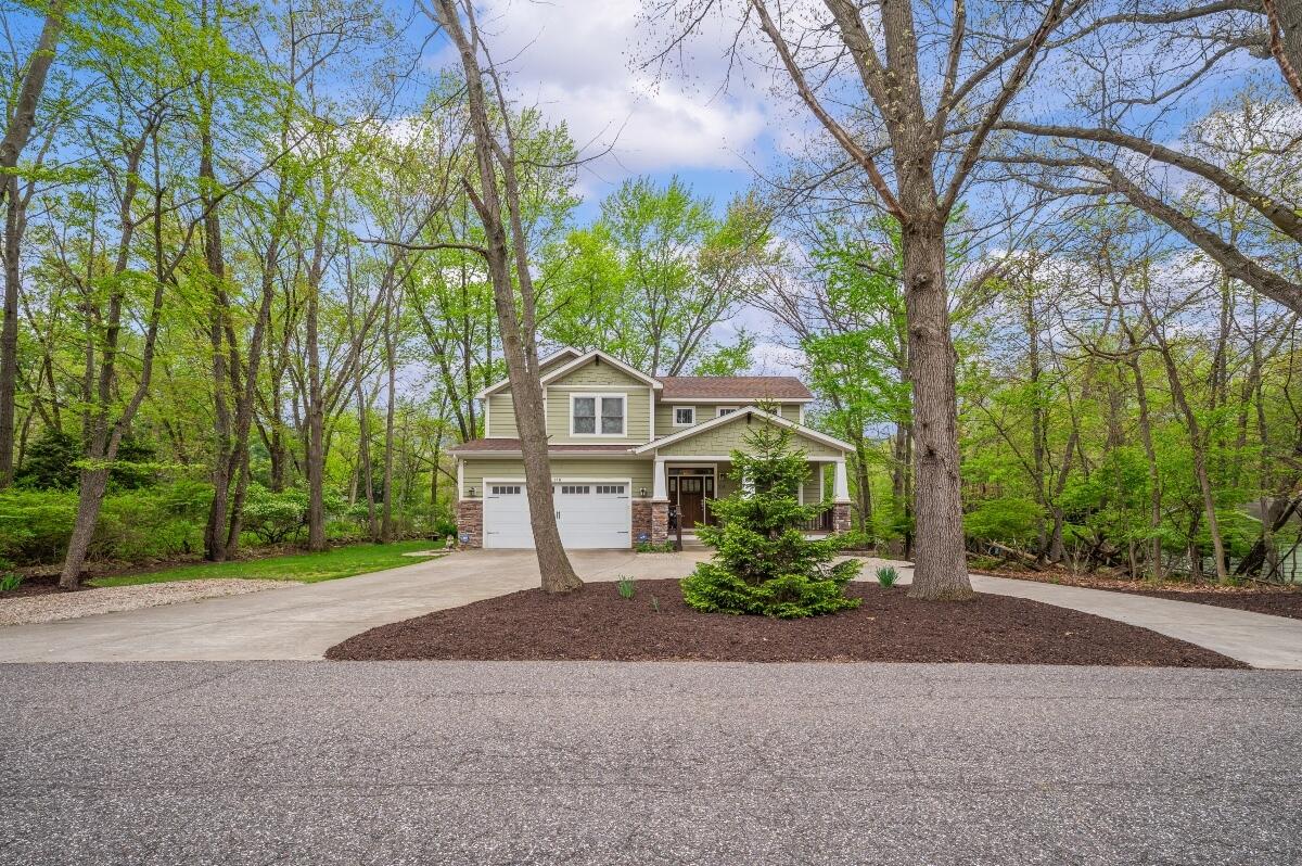 318 El Portal Drive