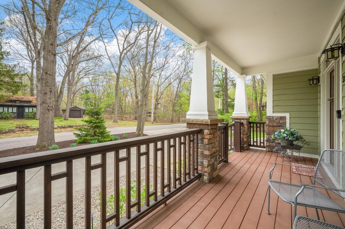 318 El Portal Drive
