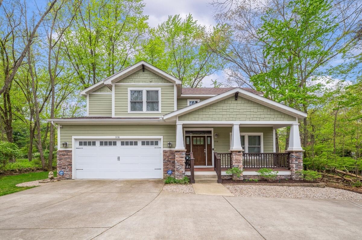 318 El Portal Drive