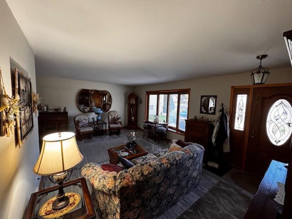 Photo of 2529 James Drive, Dyer, IN 46311 (MLS # 829504)