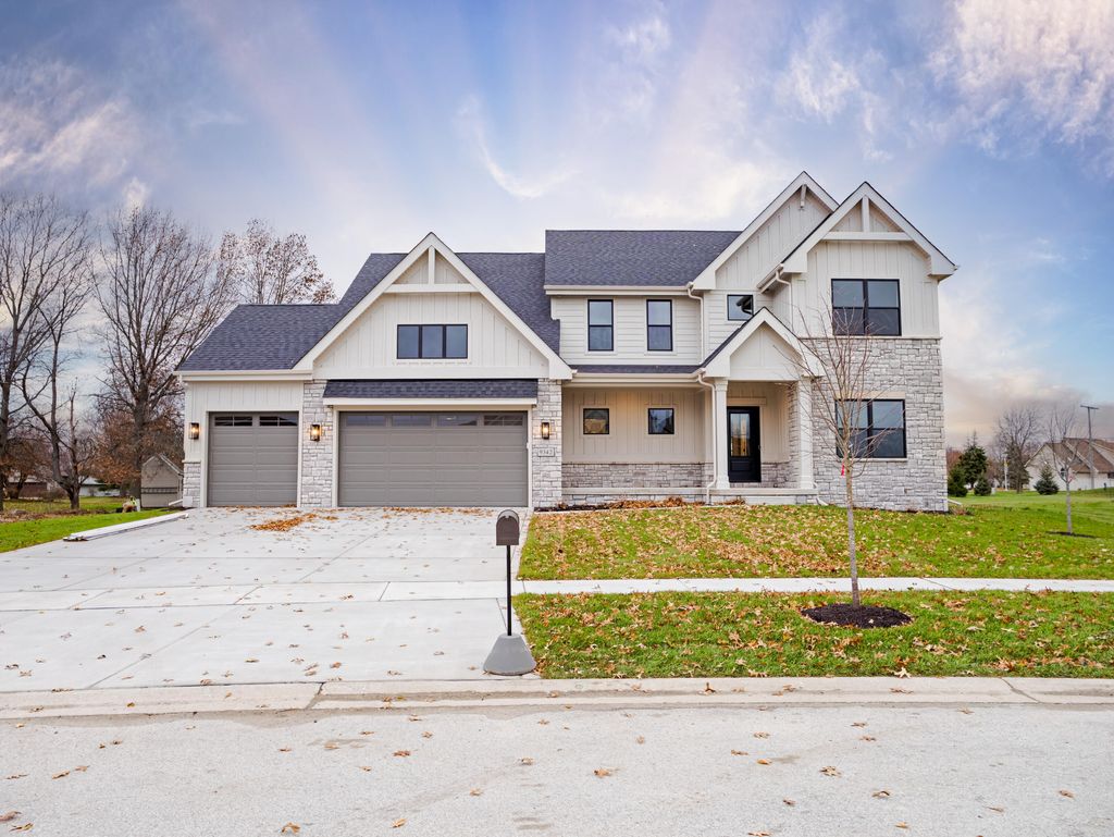 Photo of 7482 E 116th Avenue, Crown Point, IN 46307 (MLS # 831528)