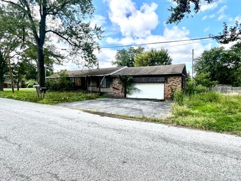 2880 Oklahoma Street Lake Station IN 46405