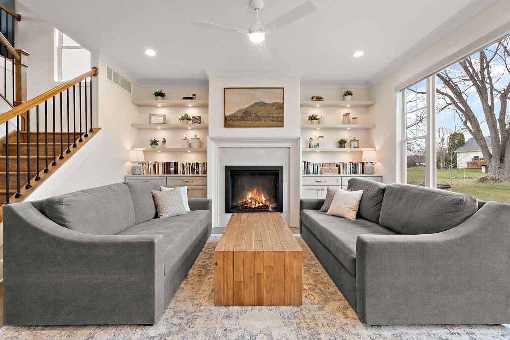 Photo of 2017 Wildwood Court, Chesterton, IN 46304 (MLS # 836598)