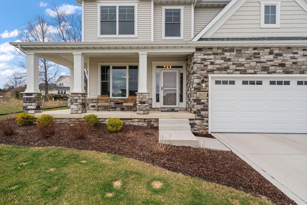 Photo of 2017 Wildwood Court, Chesterton, IN 46304 (MLS # 836598)