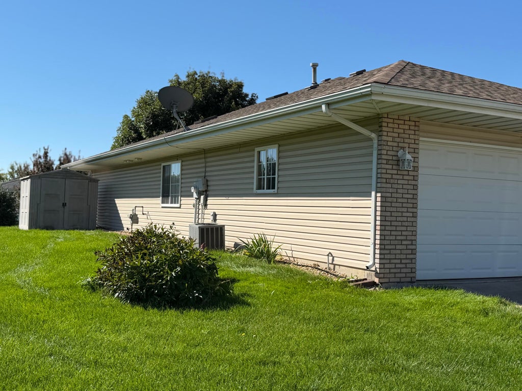 Photo of 1678 Jonquil Drive, Lowell, IN 46356 (MLS # 846513)