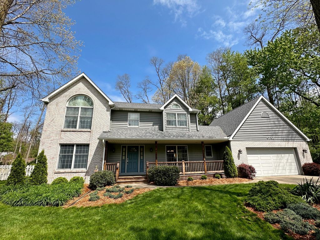 Photo of 6732 Vienna Avenue, Portage, IN 46368 (MLS # 838879)