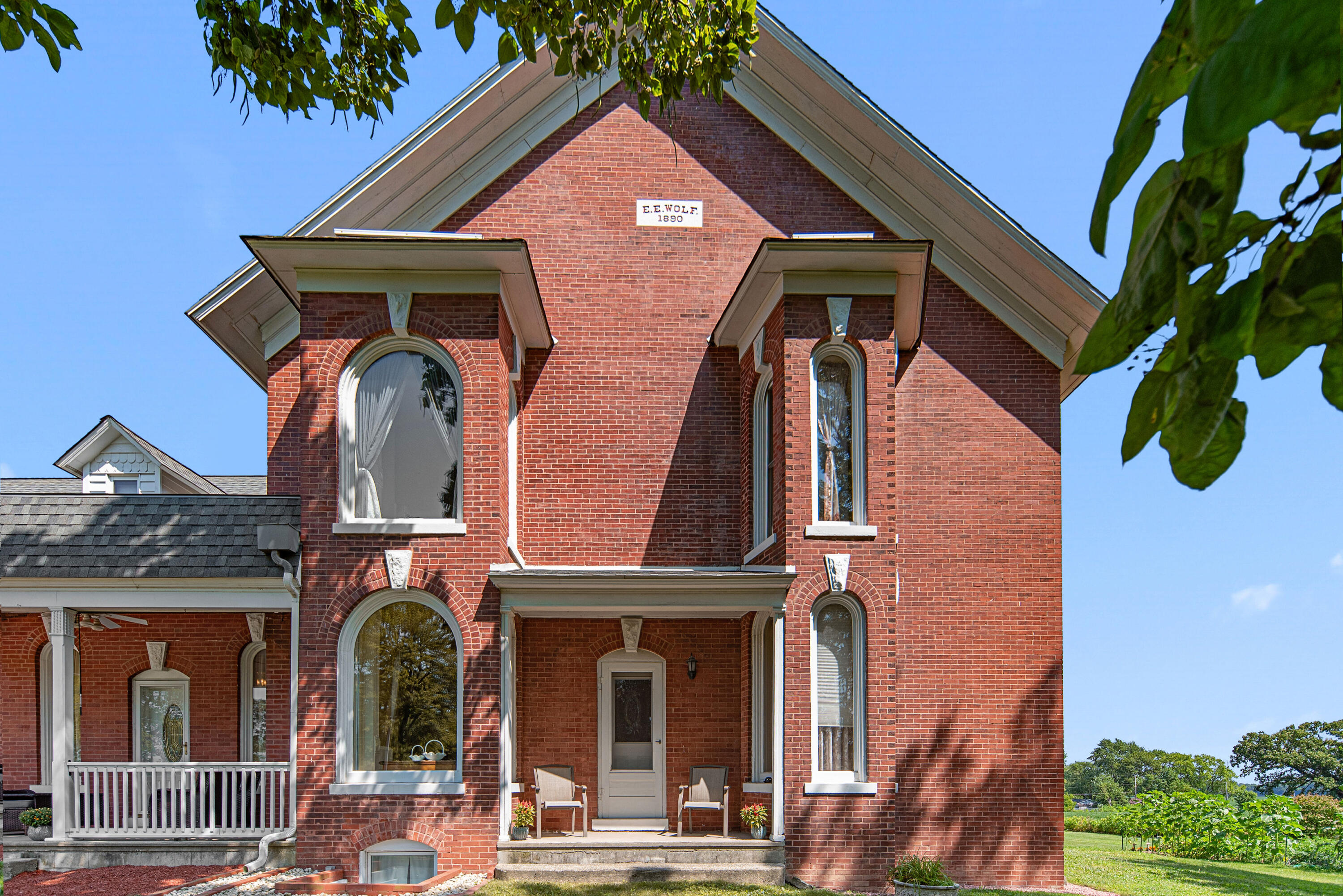 611 N 450 (wolf Road) W