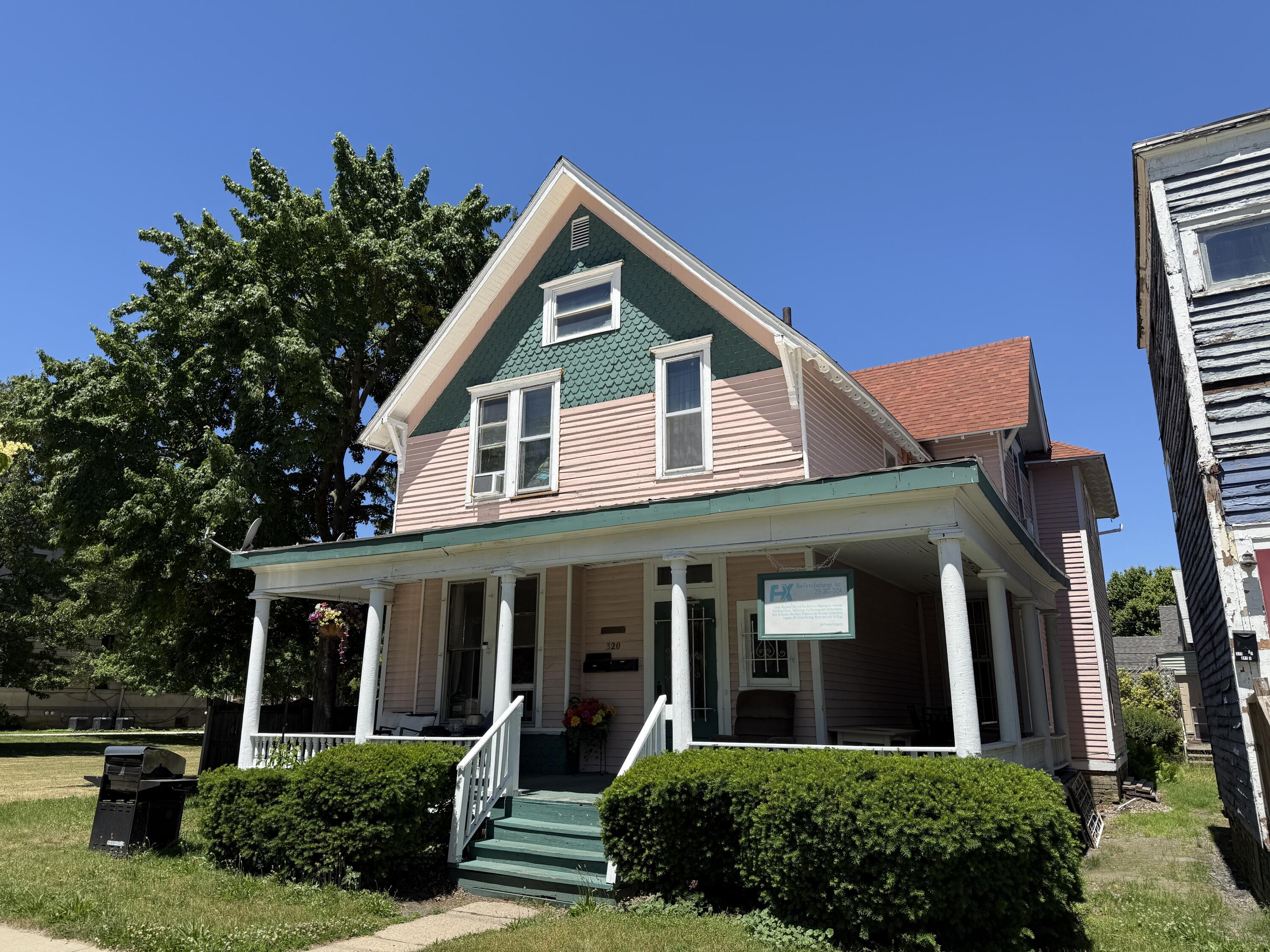 Photo 1 of 20 — 320 E 8th, Michigan City, IN 46360